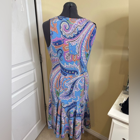 Lauren Ralph Lauren beautiful Paisley Sleeveless Blue knit dress size medium - Picture 2 of 7